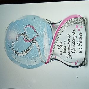 Musical Glitter Globe from The Bradford Exchange New Unused